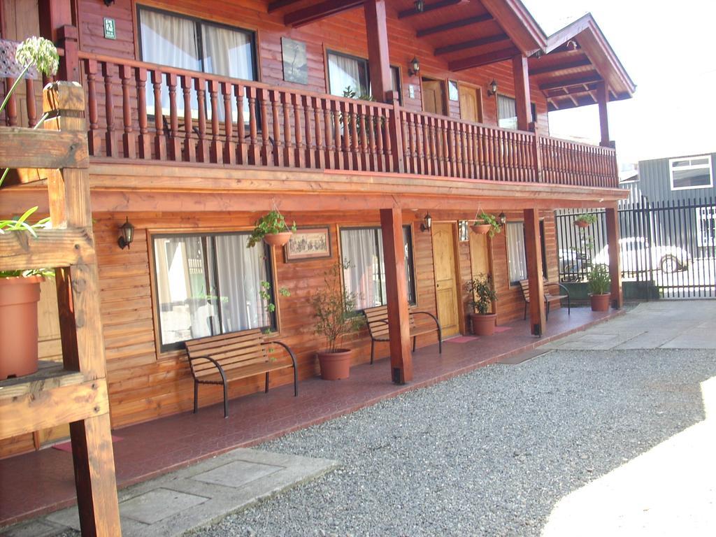 Apart-Hotel Colonia-Koenigsberg Estacionamiento Deptos Completos Ubicado En El Centro De Valdivia Aire Acondicionado 外观 照片